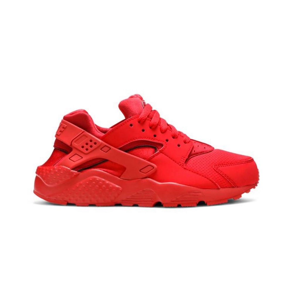 Nike Air Huarache Triple Red
Grade School 6 Y
